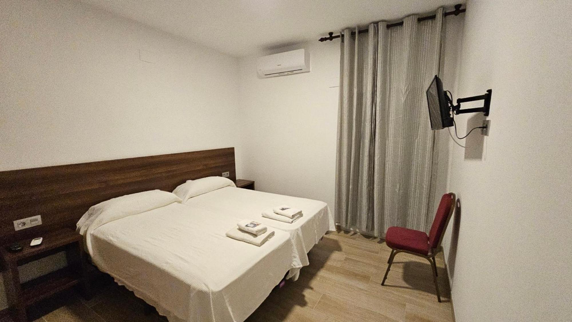 Guest house Restaurante El Cruce 2*